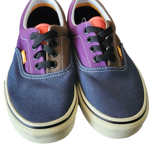 Vans Shoe - Picture 2 of 3